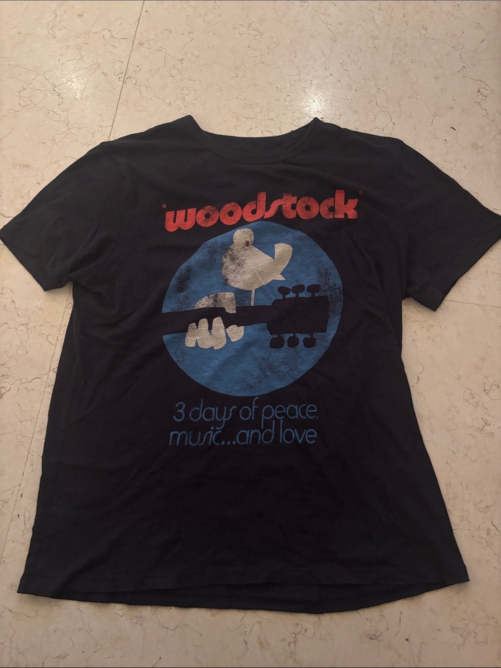 SOFT Lucky Brand Black Woodstock Graphic Tee with Red and Blue Print Men’s Large